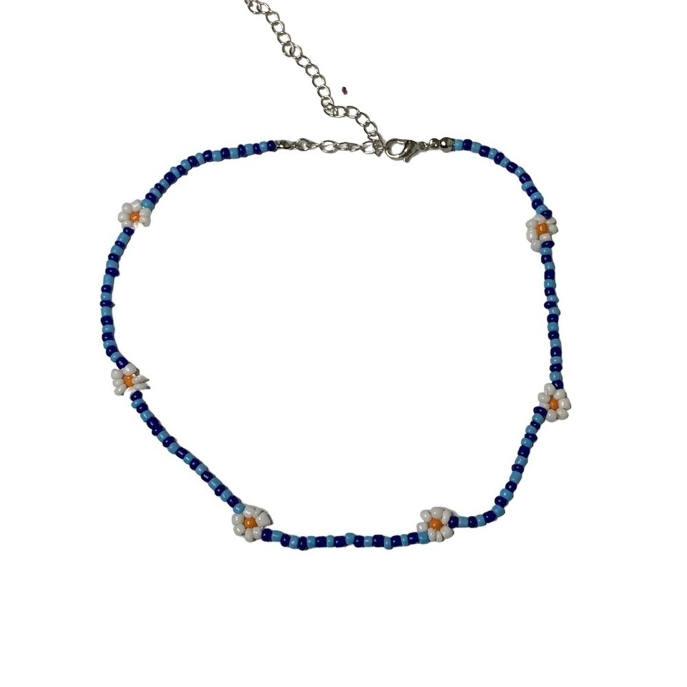 Beaded flower necklace